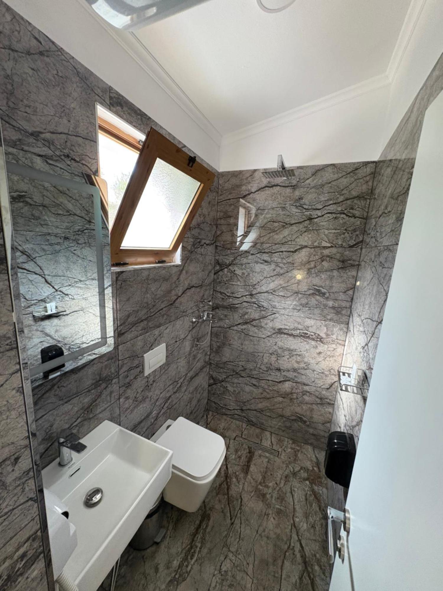 Salillari Guest House Berat Zewnętrze zdjęcie